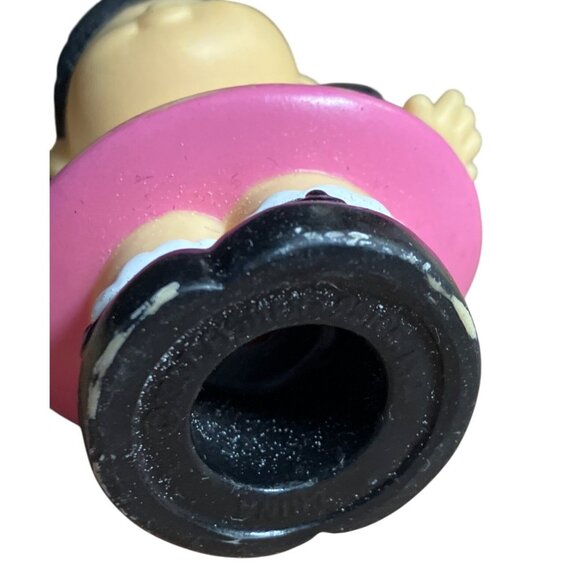 Fisher-Price Little People Sonya Lee Asian Girl Figure Pink Skirt 1997 - Picture 9 of 10